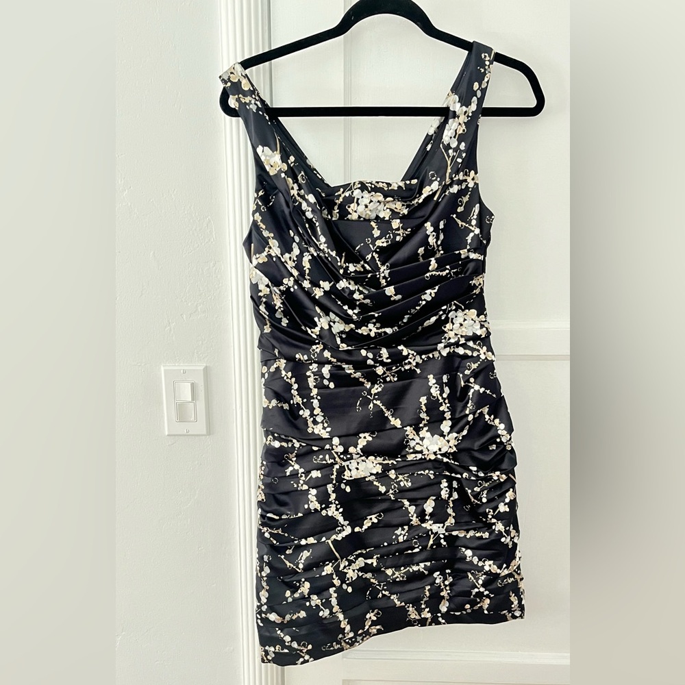 Express Ruched Black and White Floral Dress